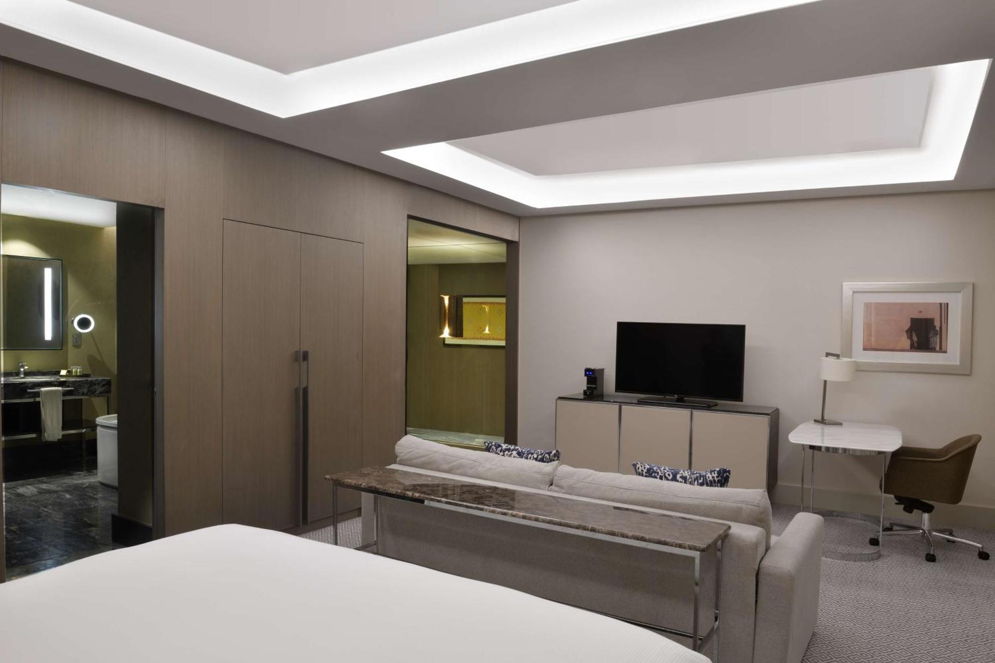 Hilton Tanger City Center Hotel&Residences Eksteriør bilde A typical room at the hotel