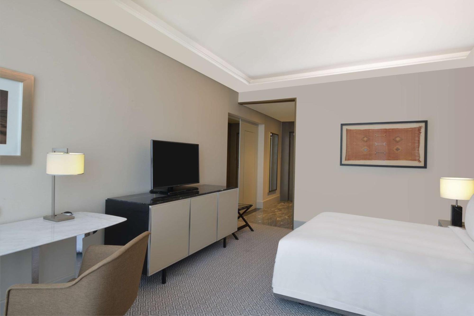 Hilton Tanger City Center Hotel&Residences Eksteriør bilde A guest room at the hotel